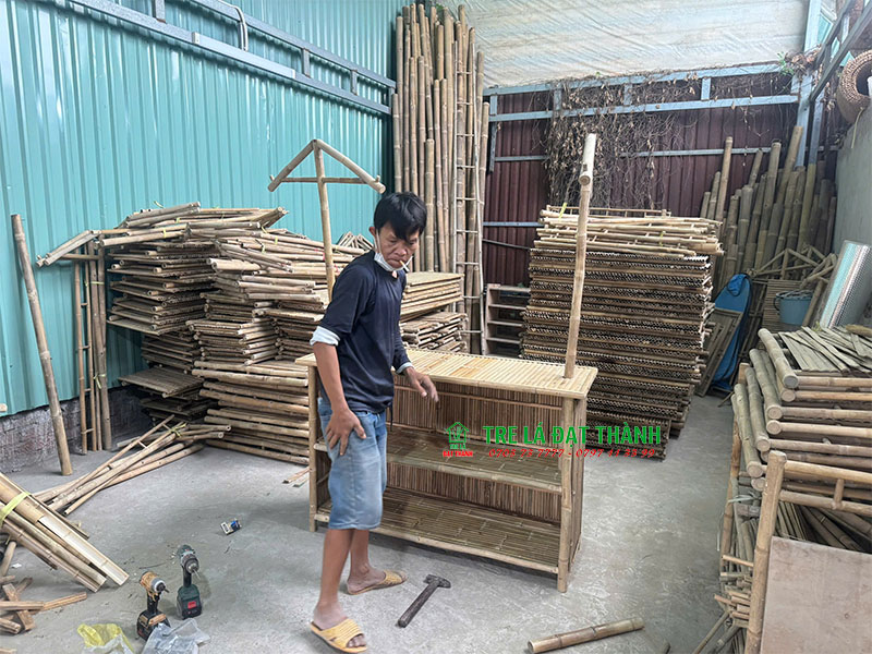 quầy-bar-tre-05 quay-bar-tre-thao-lap-xuat-khau-05